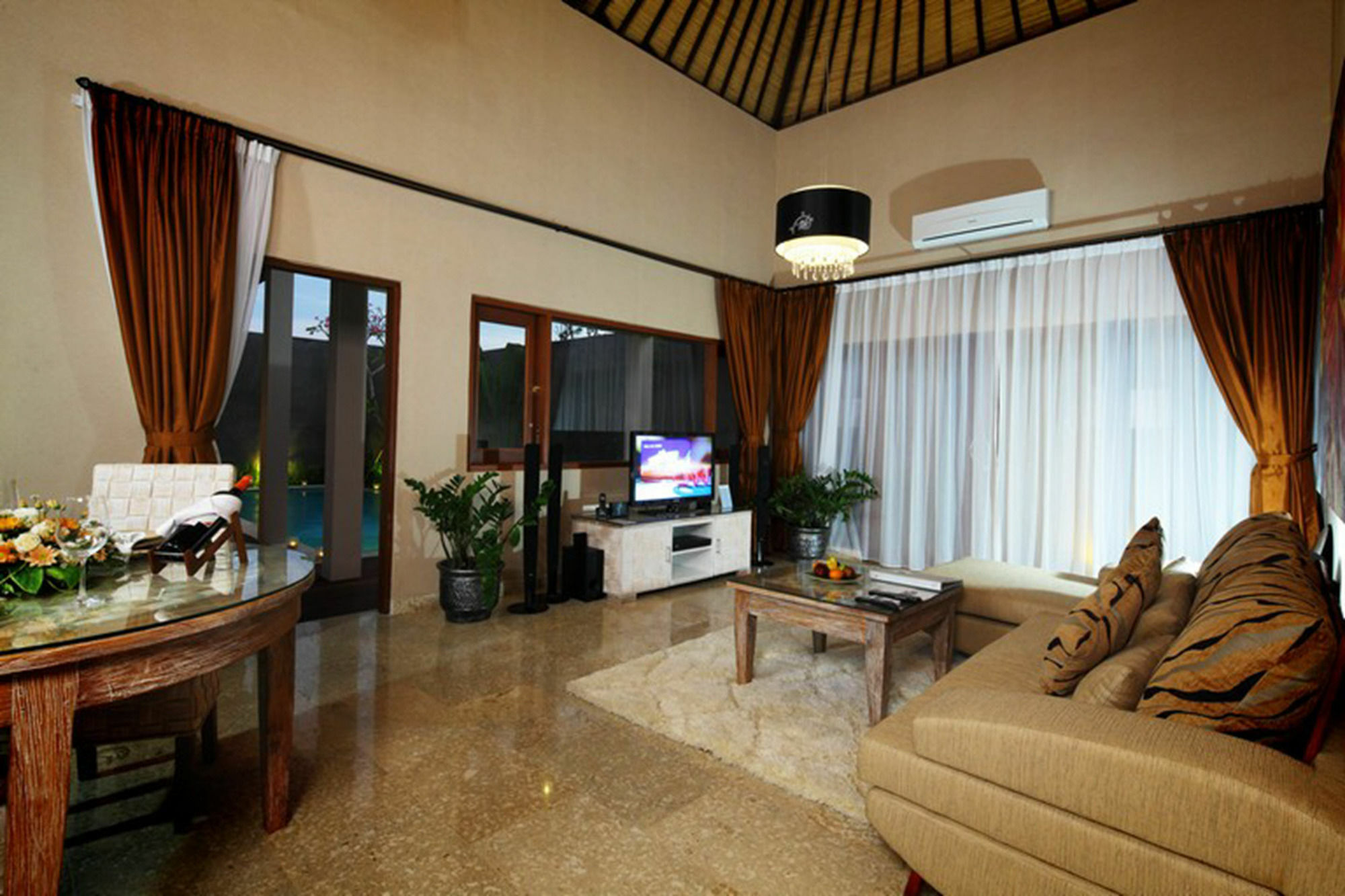 Nunamkhalu Private Villa And Spa Νούσα Ντούα Εξωτερικό φωτογραφία